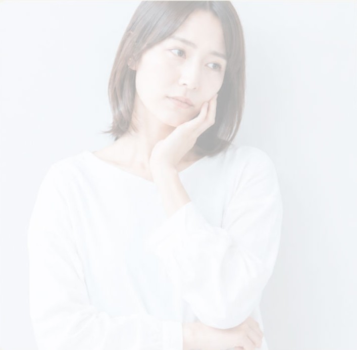 歯周病に悩む女性
